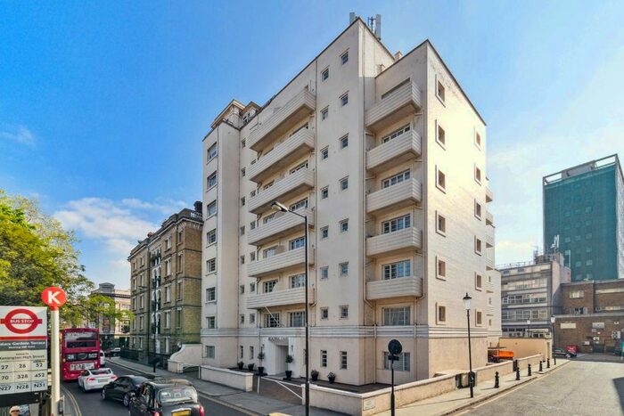 Studio To Rent In Palace Gardens Terrace, London, W8