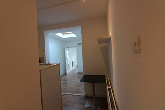 Studio To Rent In Beckford Road, Croydon, CR0