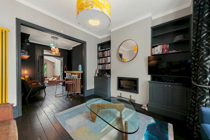 5 Bedroom Property To Rent In Chantrey Road, London, SW9