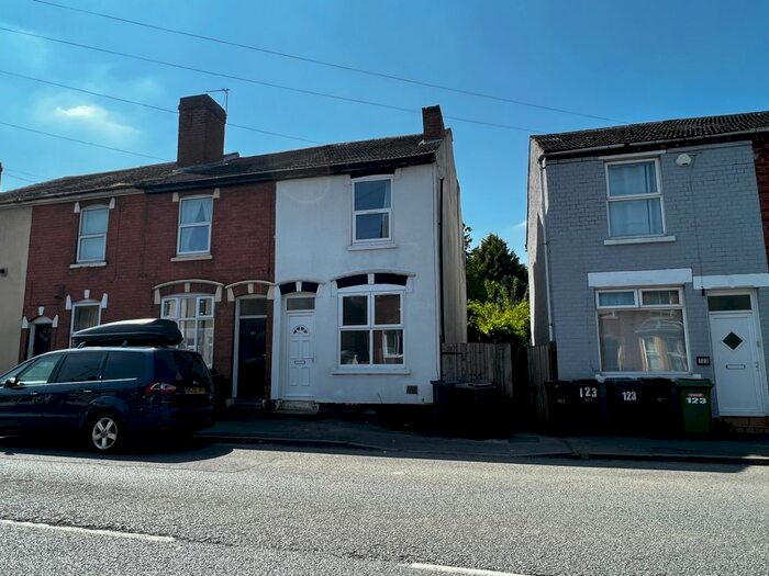 3 Bedroom End Of Terrace House To Rent In Newhampton Road West, Whitmore Reans, Wolverhampton, WV6