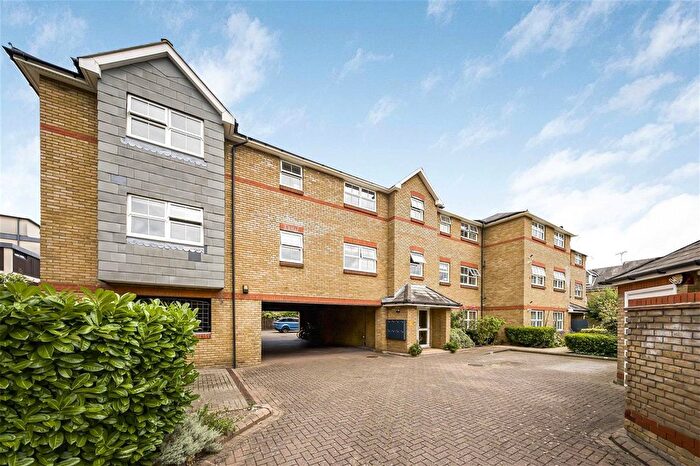 1 Bedroom Flat To Rent In Tersha Street, Surrey, TW9