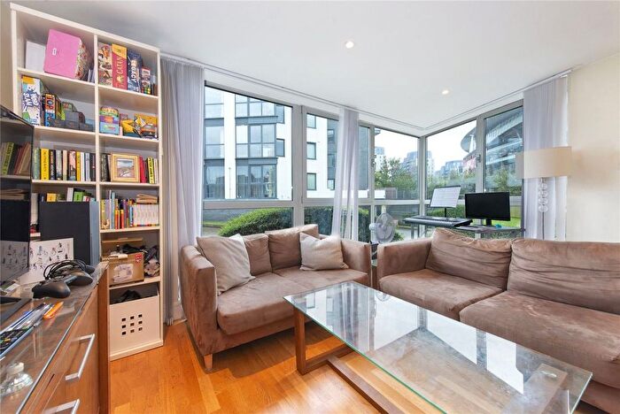 1 Bedroom Flat For Sale In Drayton Park, Highbury, N5