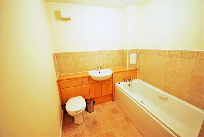 2 Bedroom Apartment To Rent In Leyland Road, Bathgate, EH48