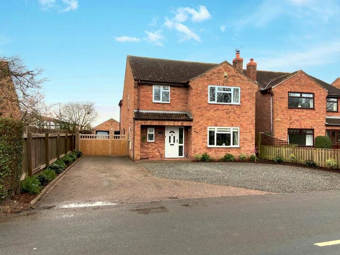 4 Bedroom Detached House For Sale In Seaton Ross, York, YO42