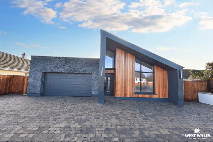 4 Bedroom Detached Bungalow For Sale In Church Road, Roch, Haverfordwest, SA62