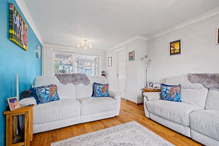 4 Bedroom Detached House For Sale In Sandhills Close, Measham, Swadlincote, DE12