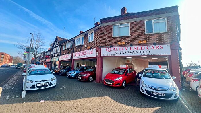 2 Bedroom Maisonette To Rent In London Road, Mitcham, CR4