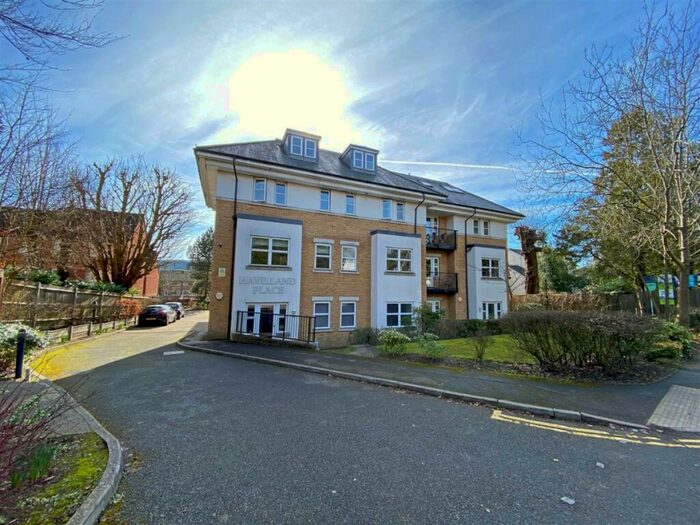 2 Bedroom Apartment To Rent In Linkfield Lane, Redhill, RH1