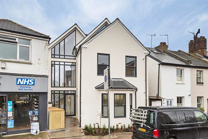 1 Bedroom Flat To Rent In Canbury Park Road, Kingston Upon Thames, KT2