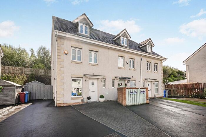 3 Bedroom Town House For Sale In Hawthorn Avenue, Glasgow, G72