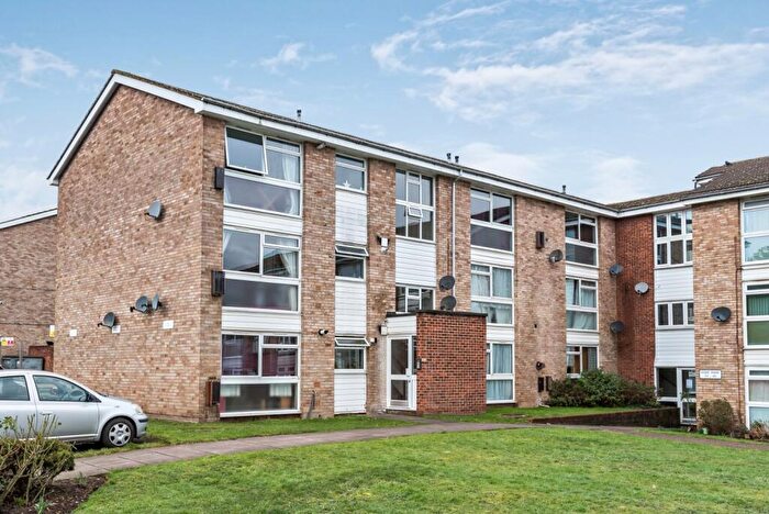 1 Bedroom Flat To Rent In Hope Park Bromley, BR1