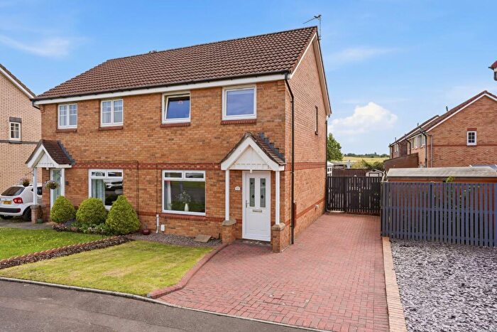 3 Bedroom Semi-Detached House For Sale In Obree Avenue, Prestwick, KA9
