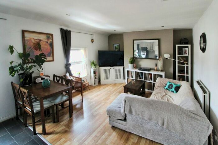 3 Bedroom Apartment To Rent In Moscow Drive, Liverpool, Merseyside, L13