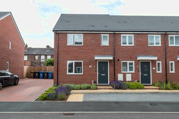 3 Bedroom End Of Terrace House To Rent In John Ritchie Street, Stoke, Stoke-On-Trent, ST4