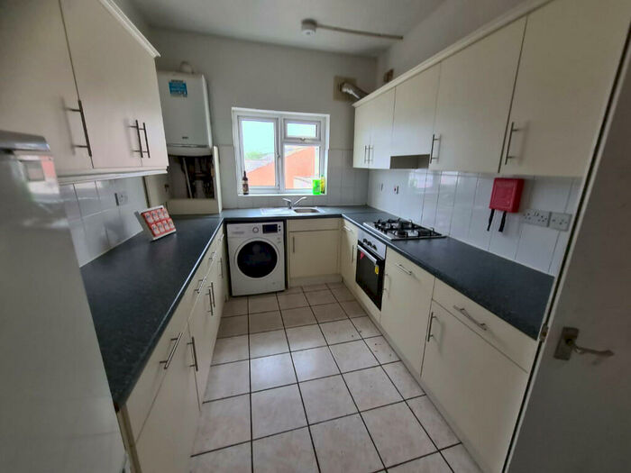 5 Bedroom Flat To Rent In Bristol Road, Birmingham, B29