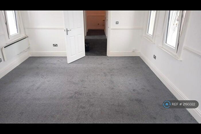 2 Bedroom Flat To Rent In Catherine House, Liverpool, L8