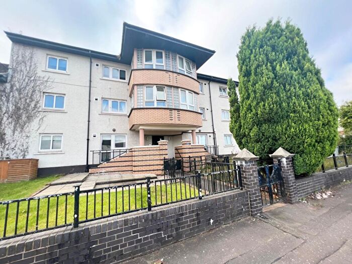 2 Bedroom Flat To Rent In Castlemilk Drive, Glasgow, G45