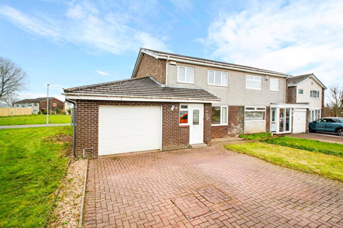 3 Bedroom Semi-detached Villa For Sale In Killermont Place, Kilwinning, KA13