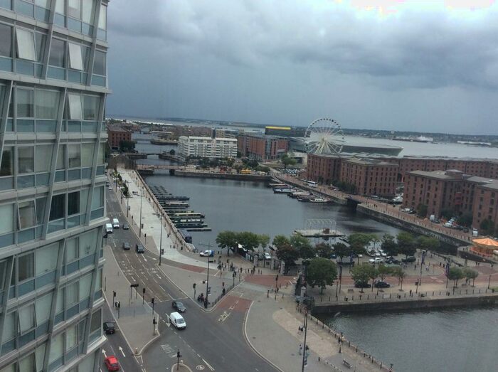 2 Bedroom Flat To Rent In One Park West, Strand Street, L1