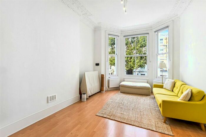 2 Bedroom Flat To Rent In Philbeach Gardens, Earls Court, SW5