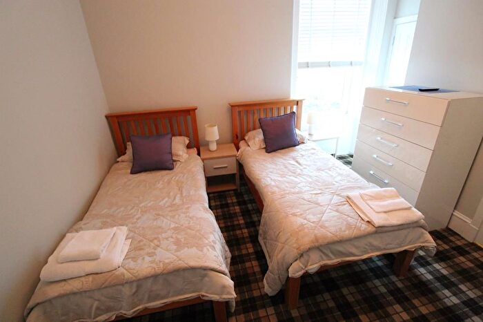 6 Bedroom Semi-Detached House To Rent In Ashgrove Road, Aberdeen, AB25
