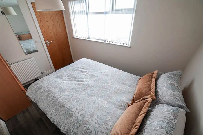 5 Bedroom Terrace House For Sale In Rugby Road, Belfast, BT7