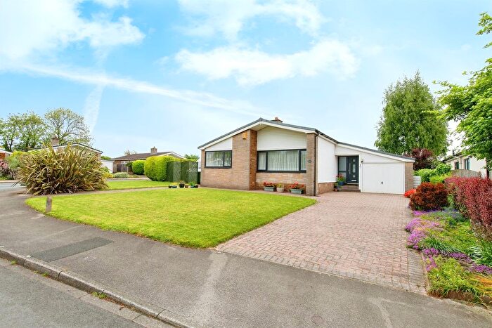 3 Bedroom Detached Bungalow For Sale In Wentworth Park Rise, Darrington, Pontefract, WF8