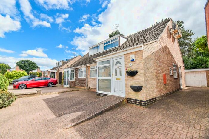 3 Bedroom Semi-Detached House To Rent In Sherwood Avenue, Northampton, NN2