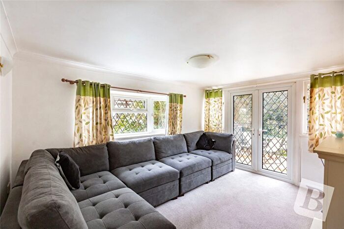 1 Bedroom Mobile/park Home For Sale In Temple Grove Park, Bakers Lane, West Hanningfield, Chelmsford, CM2