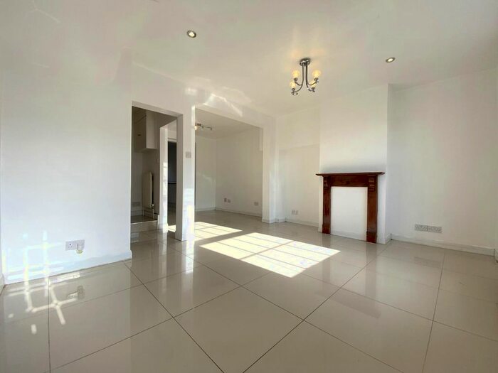 3 Bedroom Property To Rent In Thornton Road, Carshalton, SM5