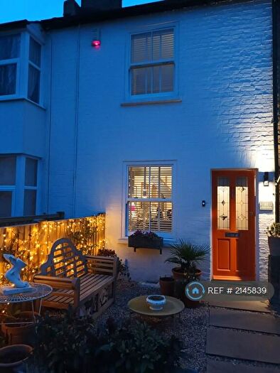 2 Bedroom Terraced House To Rent In School Road, East Molesey, KT8