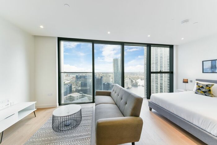 Studio To Rent In Hampton Tower, South Quay Plaza, Canary Wharf, E14