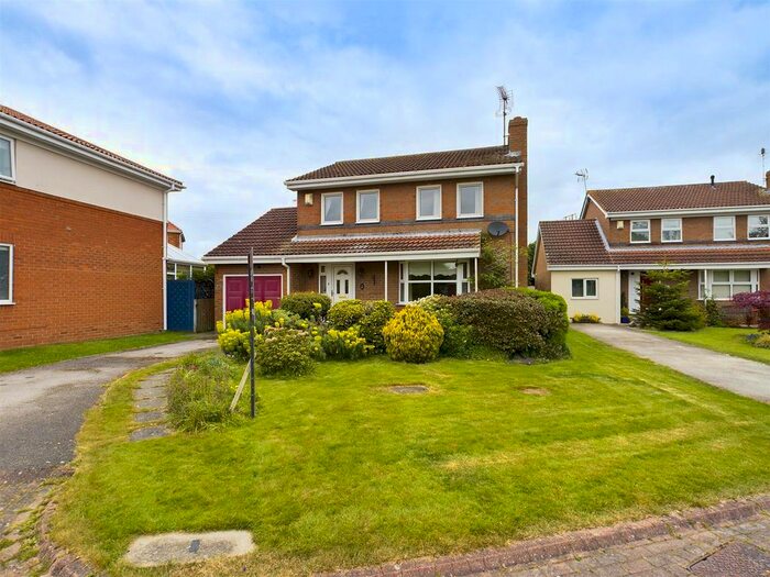 4 Bedroom Detached House For Sale In Beech Grove, Nafferton, Driffield, YO25