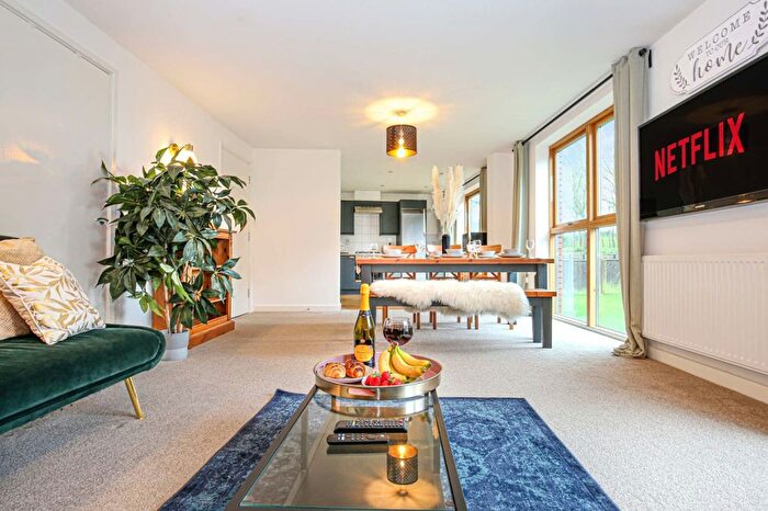 2 Bedroom Flat To Rent In Campbell Park Civil Parish, MK9