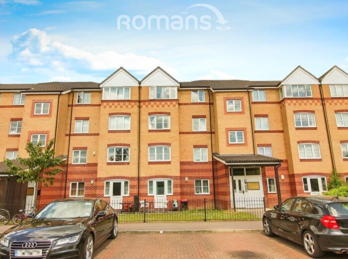 1 Bedroom Flat To Rent In Peatey Court, HP13