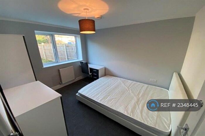 5 Bedroom Terraced House To Rent In Read Avenue, Beeston, Nottingham, NG9