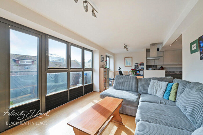 2 Bedroom Flat For Sale In Lee High Road, London, SE13