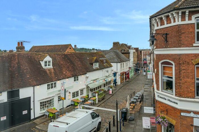 2 Bedroom End Of Terrace House For Sale In Castle Street, Castle Street, Guildford, Surrey, GU1