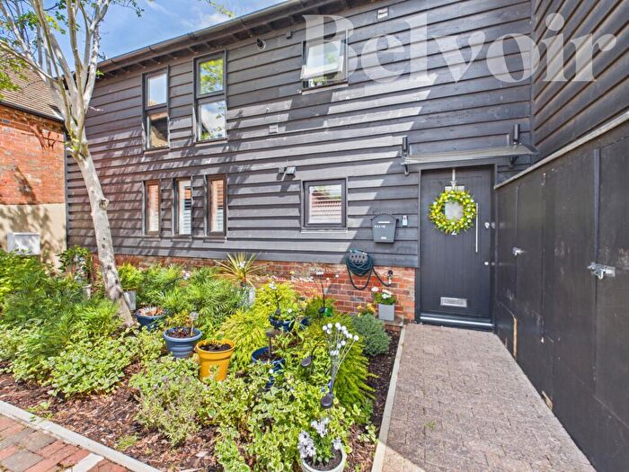 2 Bedroom Apartment For Sale In Kestrel Court Vyne Road, Sherborne St John, RG24