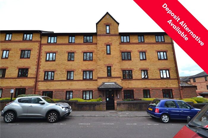 2 Bedroom Apartment To Rent In Corinthian Court, Redcliff Mead Lane, Bristol, BS1