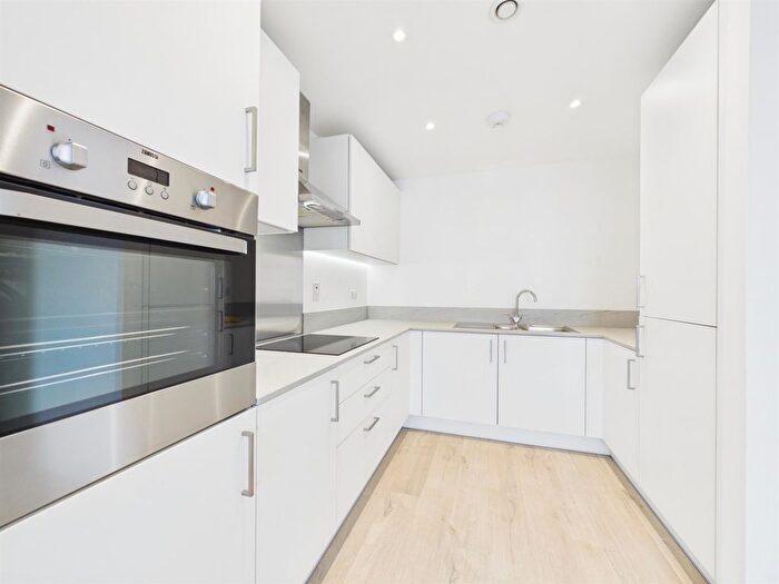 1 Bedroom Flat To Rent In Brewers Square, Dartford, DA1