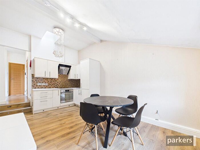 1 Bedroom Apartment To Rent In Bridge Street, Caversham, Reading, Berkshire, RG4