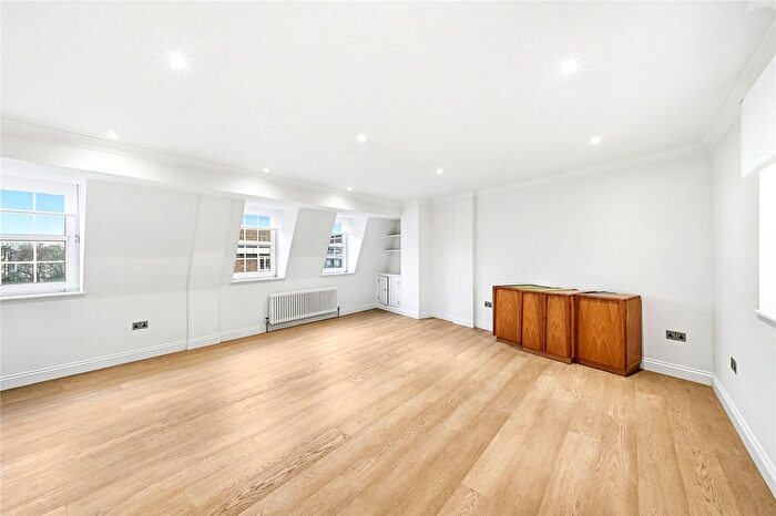 1 Bedroom Flat To Rent In Elystan Street, London, SW3