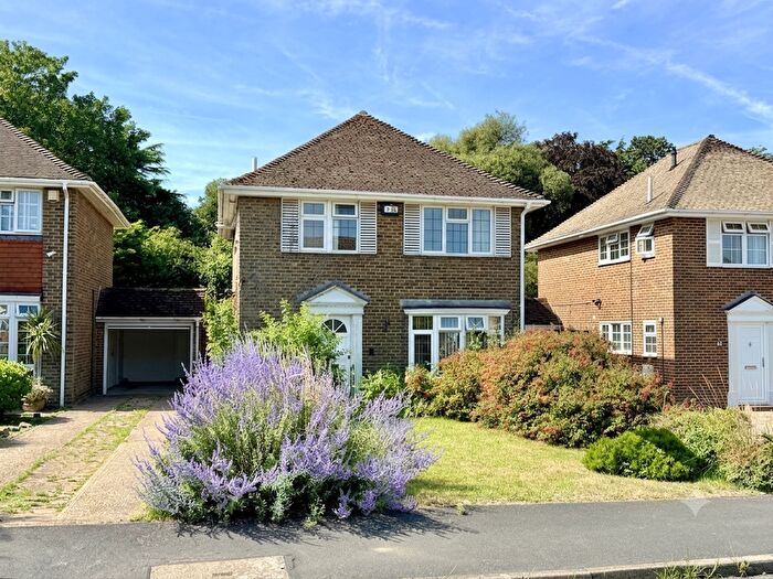 3 Bedroom Detached House For Sale In Blenheim Avenue, Faversham, ME13