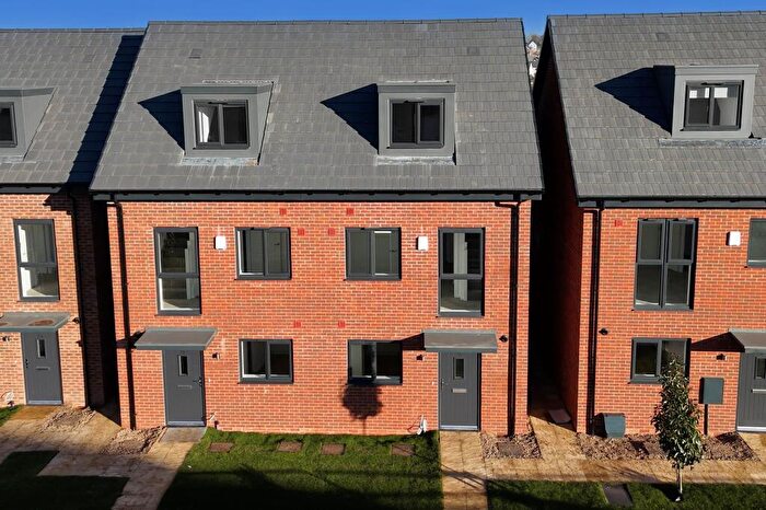3 Bedroom House To Rent In Roundhouse Way, Wellingborough, NN8