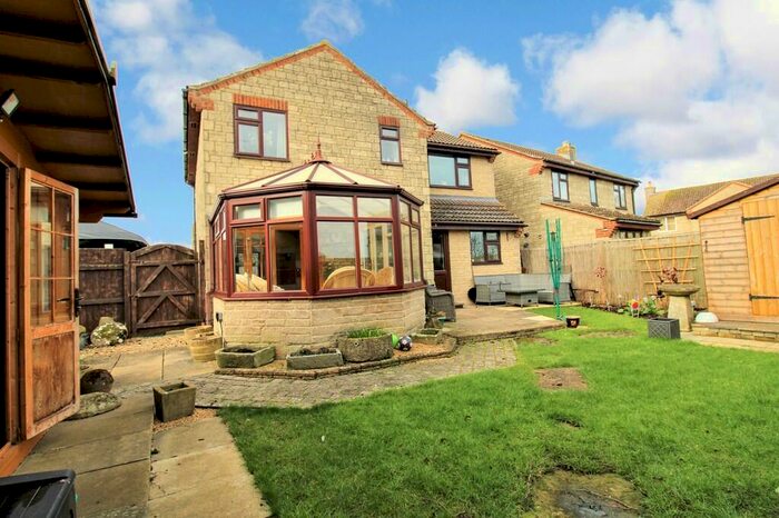 4 Bedroom Detached House For Sale In Stones Lane, Cricklade, SN6