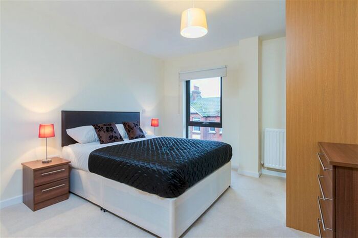 1 Bedroom Flat For Sale In Newman Close, Willesden Green, NW10