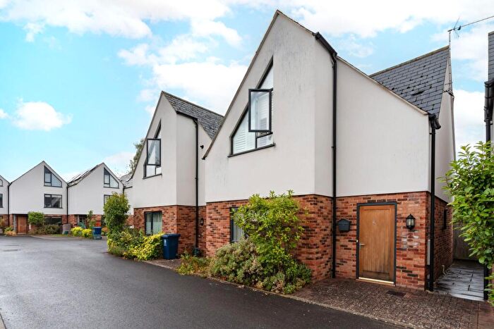 1 Bedroom Flat For Sale In Temple Road, Oxford, OX4