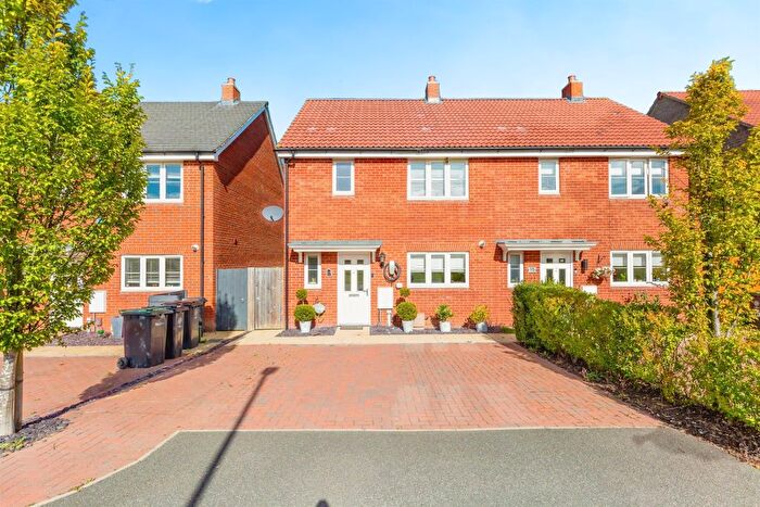 3 Bedroom Semi-Detached House For Sale In The Turrets, Thorpe Street, Raunds, Wellingborough, NN9