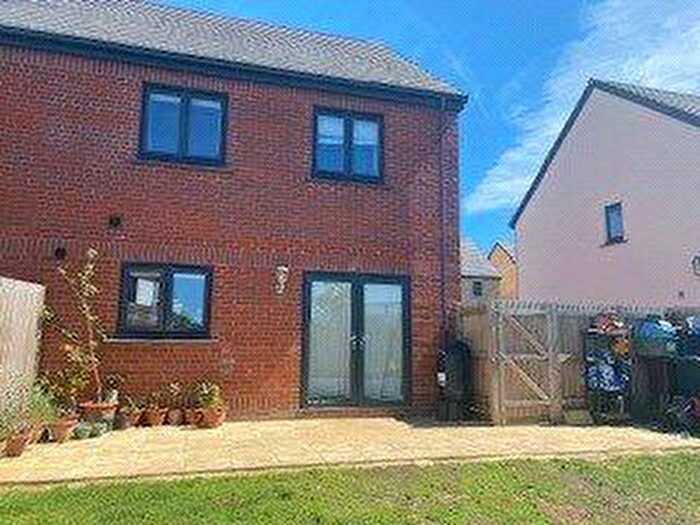 3 Bedroom Semi-Detached House For Sale In Tudor Pole Road, Glastonbury, BA6